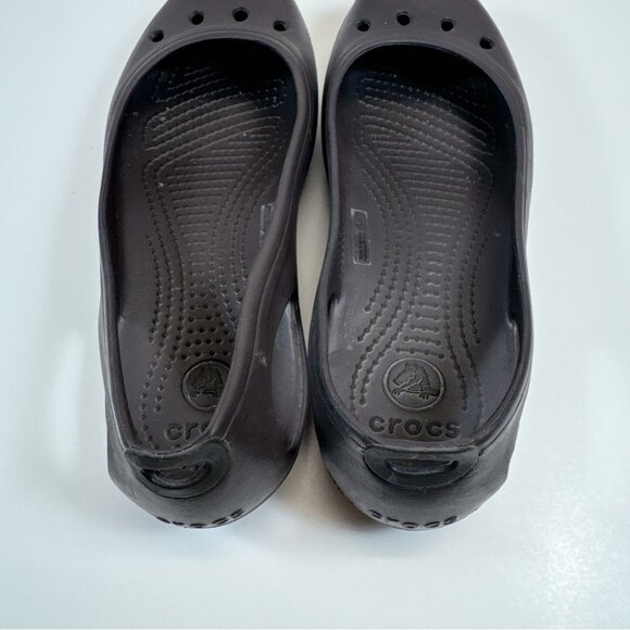 Crocs Womens 7 Kadee Ballet Flats Dark Brown Color - Picture 10 of 11